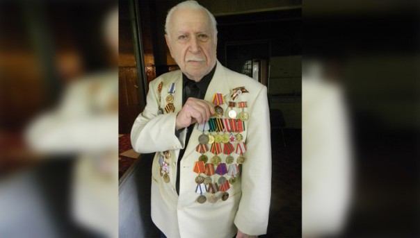 93-летнего ветерана избили, связали и ограбили