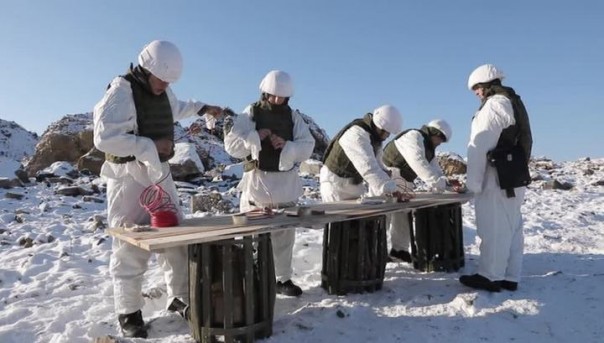 Военные инженеры провели пробные подрывы на Бурее