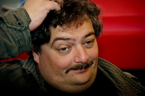 Писатель Дмитрий Быков впал в кому