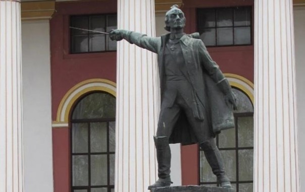 Памятник Суворову, демонтированный в Киеве, передадут в музей Швейцарии