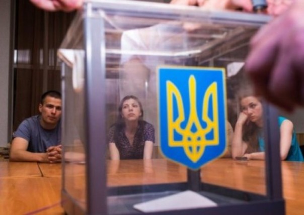 Наблюдать за украинскими выборами приедут сотни американских контролеров