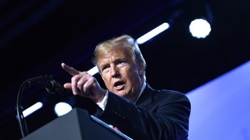 Трамп пригрозил разорить Турцию, если она нападет на курдов в Сирии