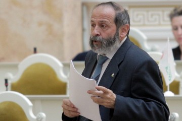 Надо скорбеть: Борис Вишневский отработал западную блокадную методичку