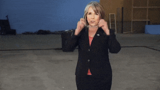 Как тебе такое, Дональд Трамп? Губернатор показала видео, как она таранит стены