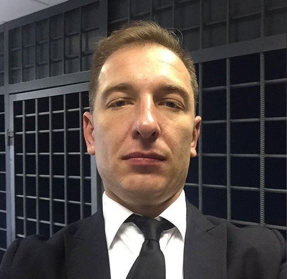 Ближайший соратник Навального объявлен в федеральный розыск