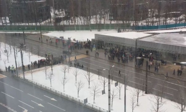 Правительство Подмосковья эвакуировано из-за сообщений о "минировании" — видео