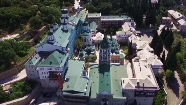 Украинского епископа не пустили в монастырь на Афоне