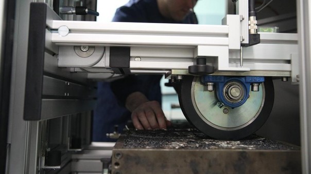 Асфальтобетонный аргумент: российские трассы построят по-новому