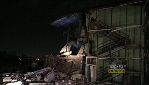 Взрыв газа в Красноярске разрушил половину трехэтажного дома