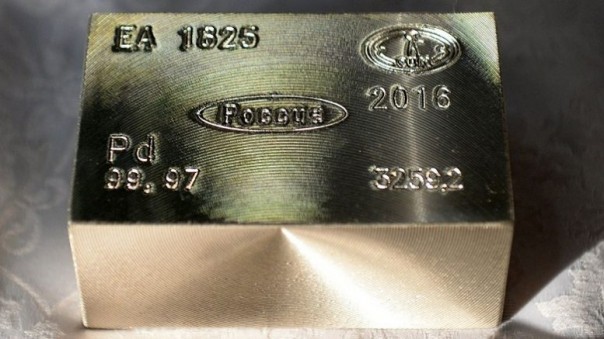 Ценный выхлоп: почему какой-то палладий стал дороже золота и платины