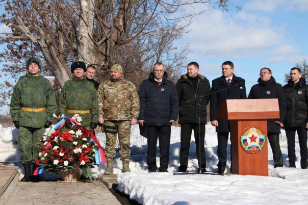 ДНР и ЛНР отмечают годовщину проведения Дебальцевско-Чернухинской наступательной операции