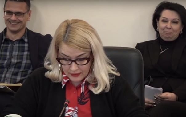 В Кропивницком чиновник смотрел порно на совещании