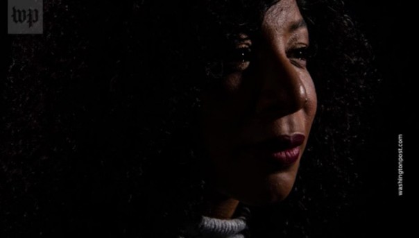 Экс-сотрудница штаба Трампа подала на него в суд за поцелуй