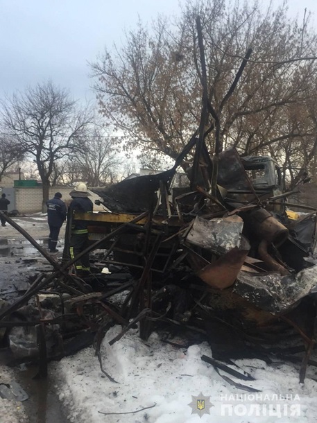 В Харькове взрыв уничтожил автомобиль, есть жертвы