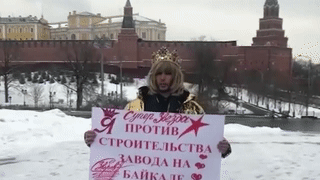 "Звезда против". Сергей Зверев провёл одиночный пикет на Красной площади