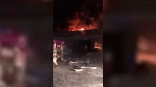 В Казани произошёл сильный пожар на складе — видео