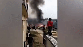 В Китае разбился военный самолёт, есть погибшие