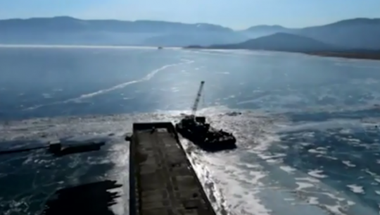 Разворот на месте: губернатор Левченко резко сменил позицию по строительству завода на Байкале