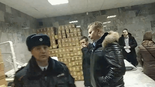 В Югре нашли склад детского питания в действующем морге — видео