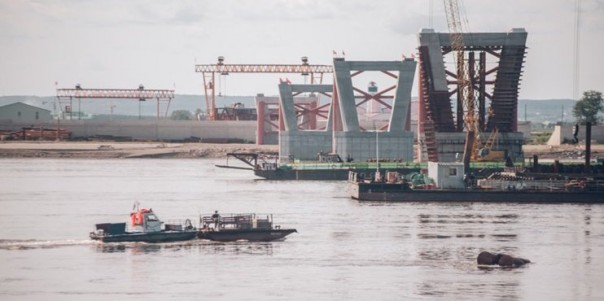 Мост из России в Китай состыкуют в мае