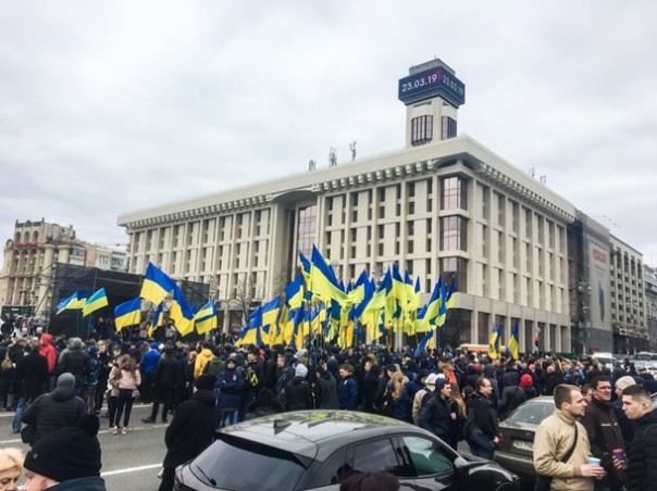 На Майдане в Киеве началась акция протеста Нацкорпуса