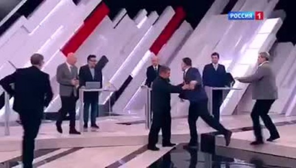 Соловьев выгнал из студии устроивших потасовку экспертов