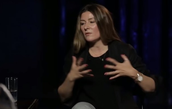 Ведущая передачи Орел и решка отказалась от украинского гражданства