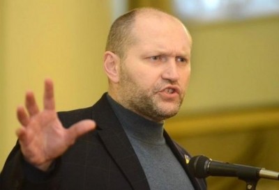 В ответ на Указ Путина: Береза требует ввести визовый режим с РФ и лишать гражданства и прав тех, кто получит российский паспорт