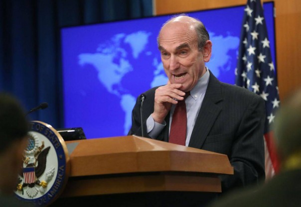 Ответный удар РФ не заставил себя ждать. Песков и Захарова словесно уничтожили задиру Абрамса