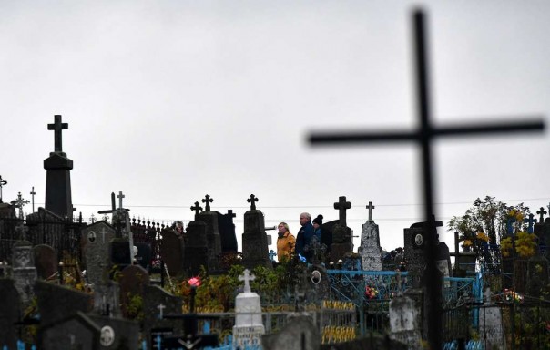 Смертность в России в январе почти в 1,4 раза превысила рождаемость