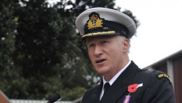 Бывшего военного атташе Новой Зеландии судят за подглядывание в туалете посольства в США