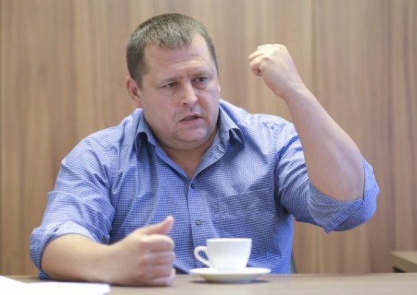 "А закапывать будем потом...". Мэр Днепра заявил о готовности города к коронавирусу: Вырыли 400 могил, закупили мешки и подготовили рефрижераторы