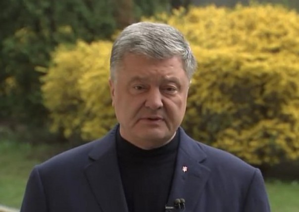 «Не прячьтесь!»: Порошенко записал новое видео для Зеленского | Сторонники Зеленского запустили антипорошенковский флешмоб