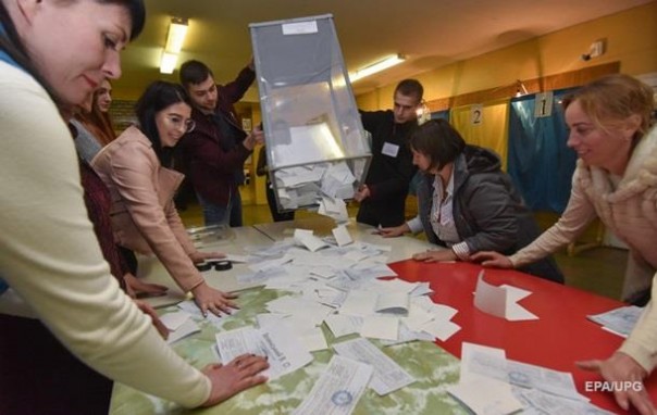 ЦИК осталось посчитать менее 10% протоколов: 73,16% за Зеленского