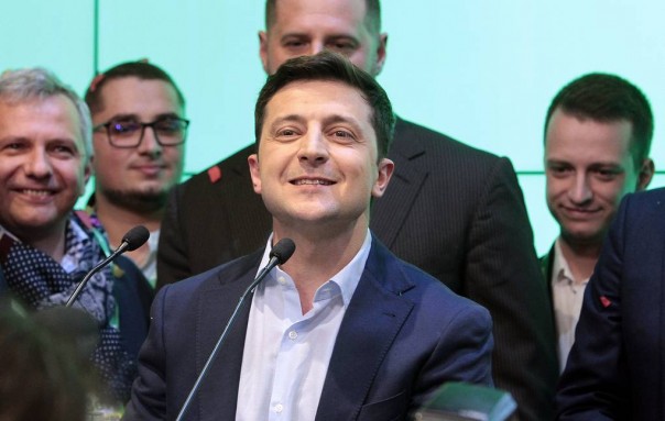 Зеленский собирает команду. В ней снова артисты и друзья детства