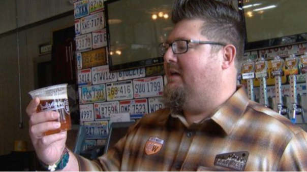 Американец рассказал, что будет, если 46 дней питаться одним пивом