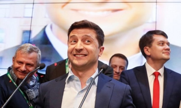 Зеленский ответил на петицию об его отставке