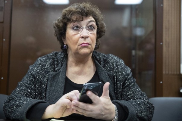 Полный Альбац, демократические 73% Зеленского и тоталитарные 76% Путина!