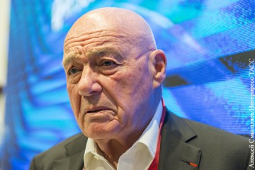 Познер призвал отказаться от военного парада в День Победы