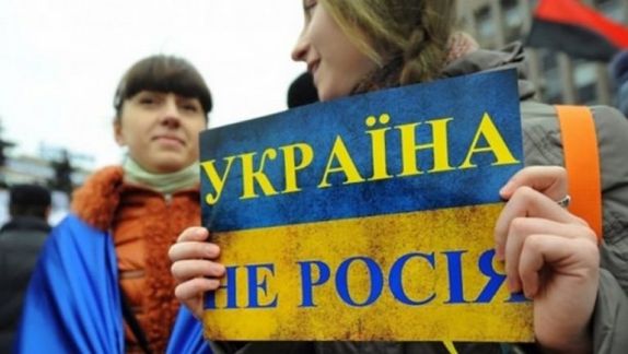 МИД Украины выразил протест из-за упрощения получения гражданства России, в Раде не нашли проблемы