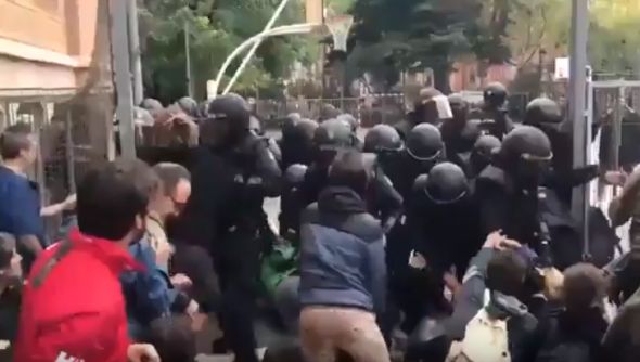 Свобода? Равенство? Братство? Работает европейская полиция!