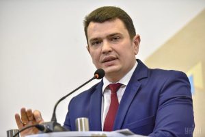 Украинские СМИ нарыли громкий компромат на главного антикоррупционера страны