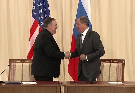 Разговор по-взрослому. Лавров передал Помпео меморандум с фактами вмешательства США в дела России