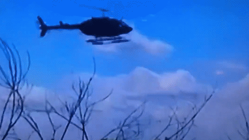 Вертолет упал в Нью-Йорке