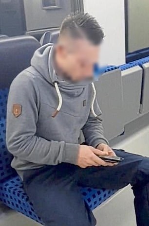 В Германии уволили проводницу за съемки порно в поезде