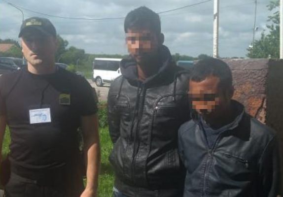 Украина цэ Европа! Мигранты искали лучшей жизни во Франции, но оказались на Украине