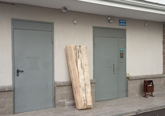 Новый "закон Яровой". Гробы у квартир должников по ЖКХ больше не появятся?