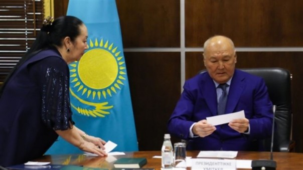 В Казахстане сняли с выборов кандидата в президенты, провалившего экзамен по языку