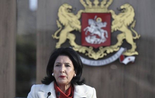 Оппозиция Грузии пригрозила президенту импичментом за отказ от военной базы США