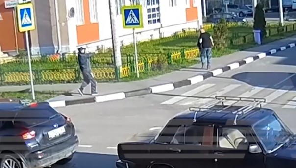 Подмосковный бизнесмен сбежал от выпустившего в него семь пуль киллера